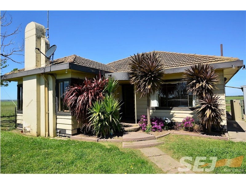 180 Brown and Johnsons Rd, Middle Tarwin VIC 3956