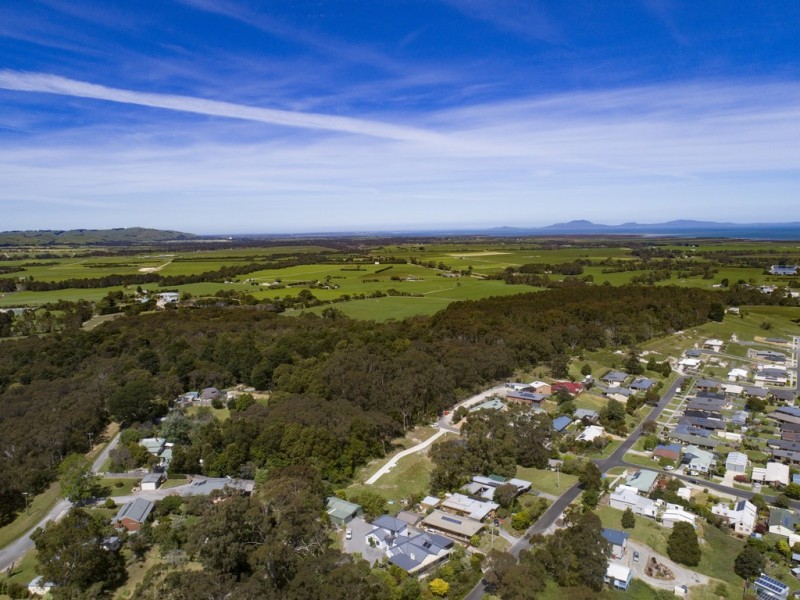 25 Landy Road, Foster VIC 3960