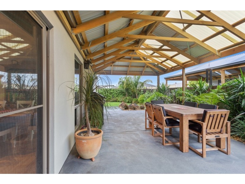 8 Waratah Street, Longwarry VIC 3816