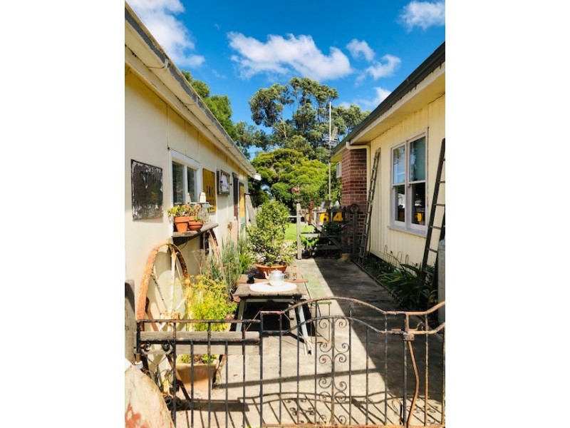 35 Stewart St, Port Welshpool VIC 3965