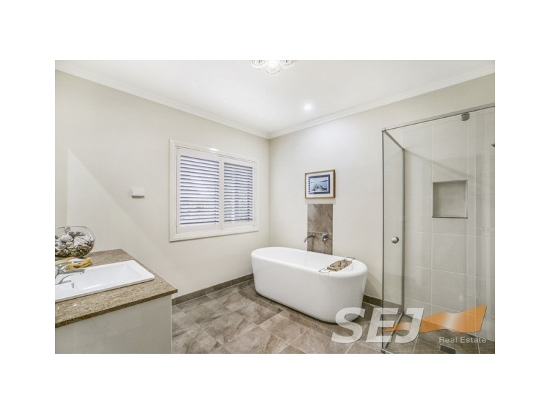 9 Warne Close, Nilma VIC 3821