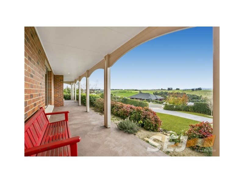 9 Warne Close, Nilma VIC 3821