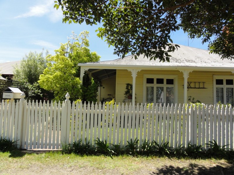 13 Duke Street, Yarram VIC 3971