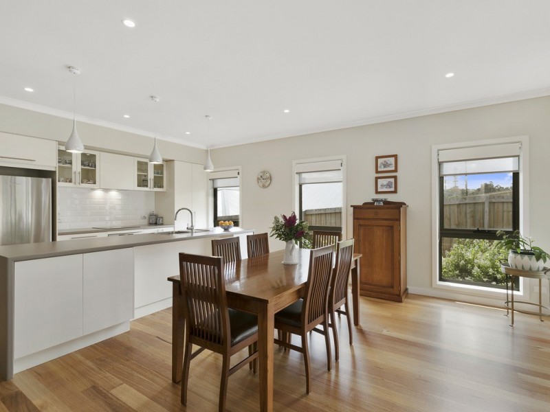 11 Blackwood Drive, Foster VIC 3960