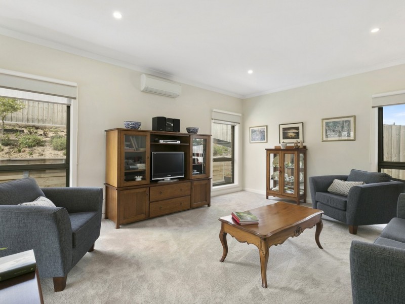 11 Blackwood Drive, Foster VIC 3960