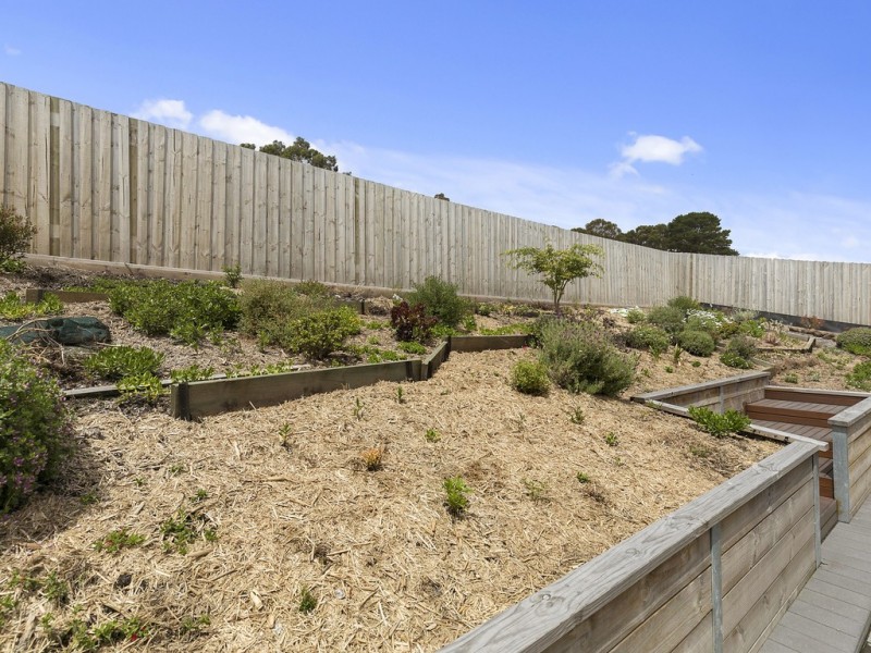 11 Blackwood Drive, Foster VIC 3960