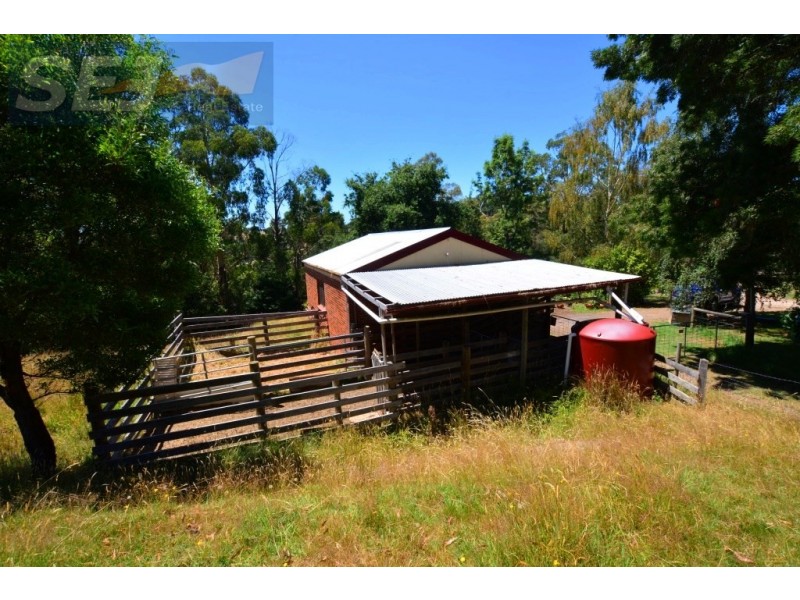 2 Falls Rd, Foster VIC 3960