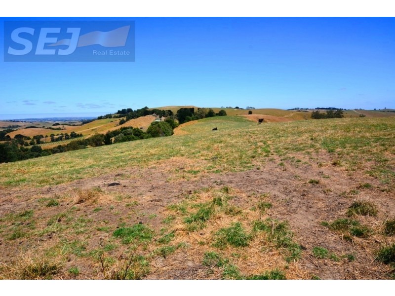 2 Falls Rd, Foster VIC 3960