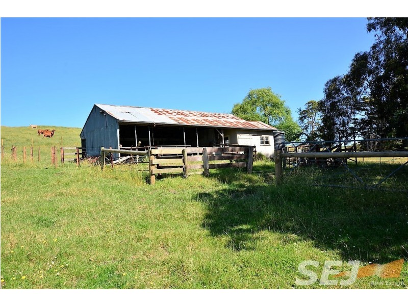 6 Minns Road, Koonwarra VIC 3954