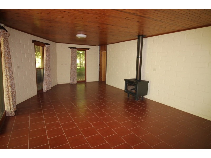 310 McCartins Rd, Foster VIC 3960
