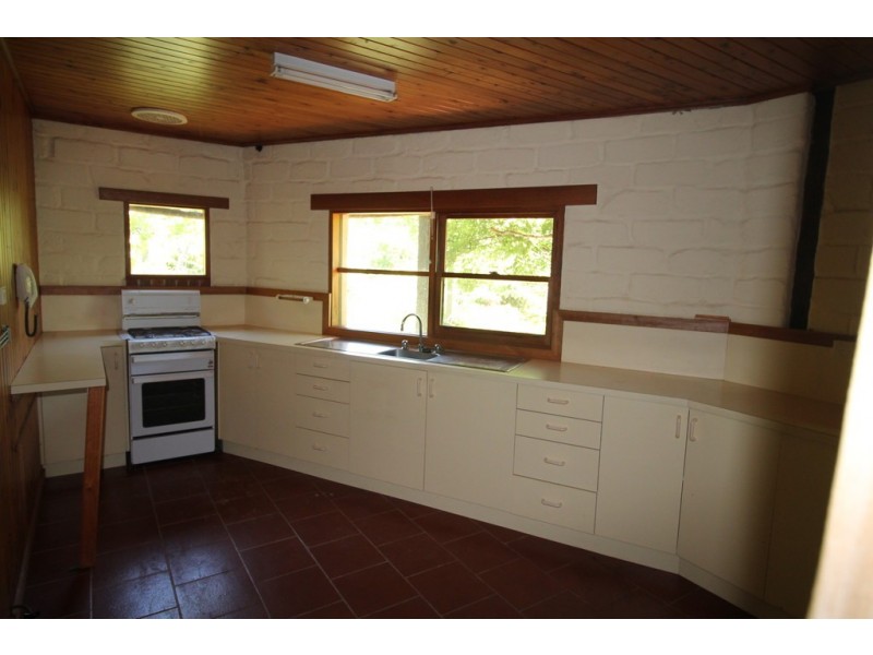 310 McCartins Rd, Foster VIC 3960