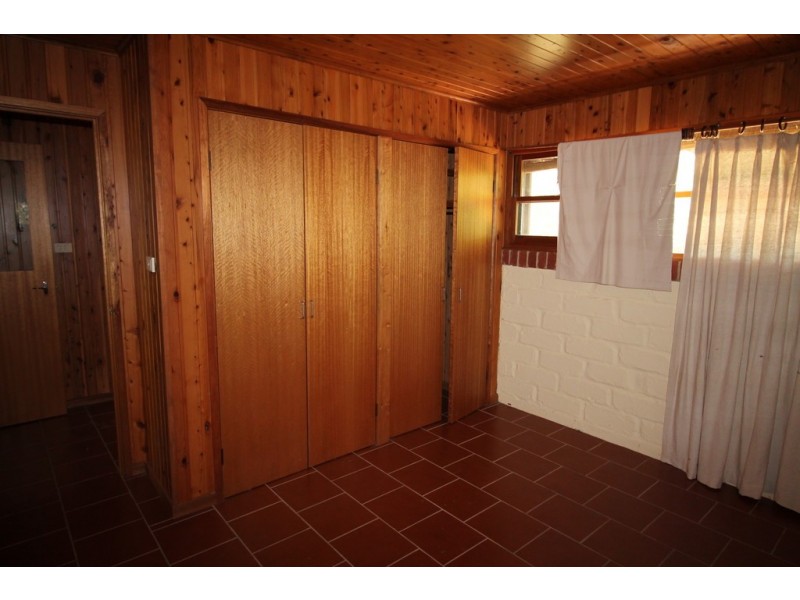 310 McCartins Rd, Foster VIC 3960