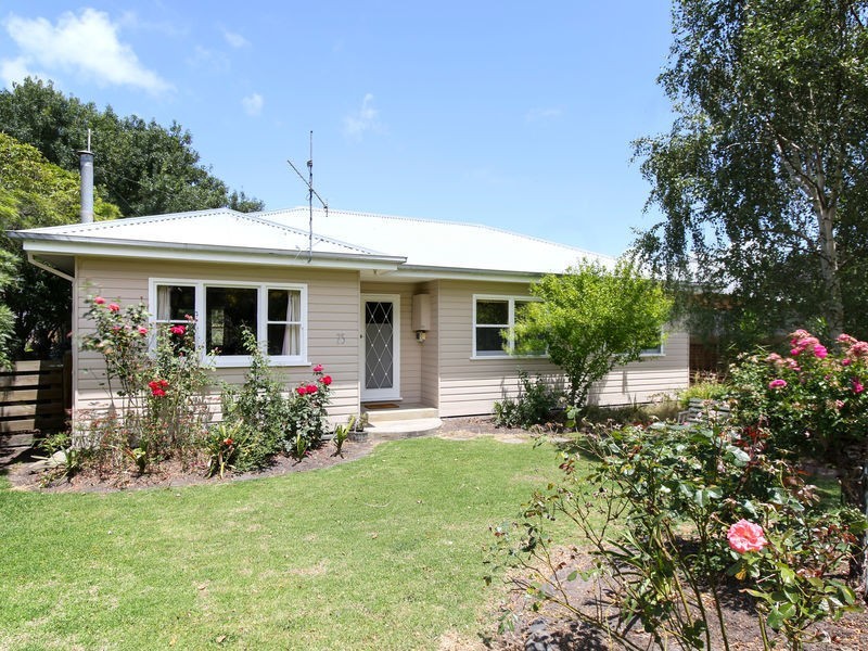 25 Railway Ave, Welshpool VIC 3966