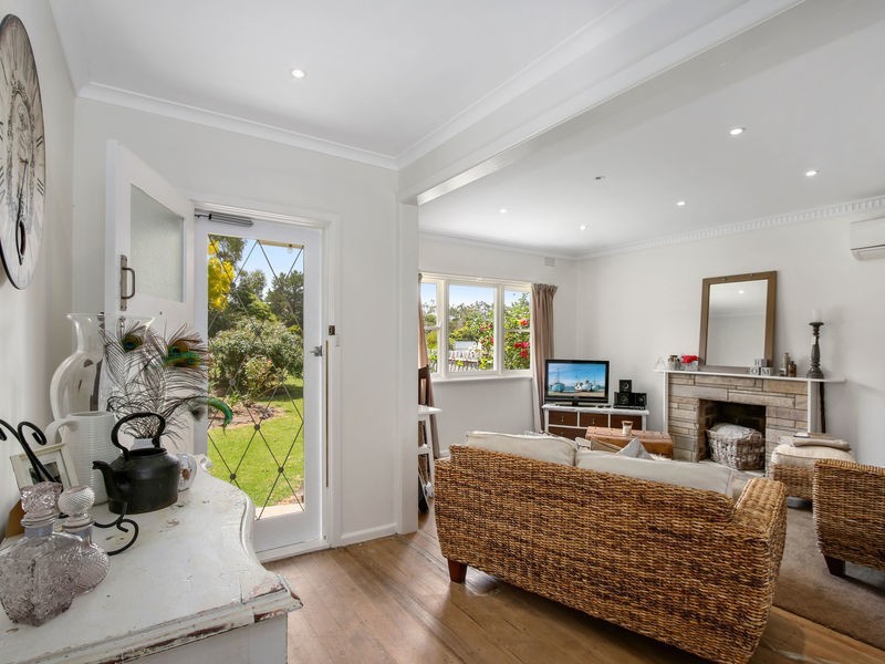 25 Railway Ave, Welshpool VIC 3966