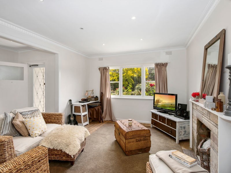 25 Railway Ave, Welshpool VIC 3966