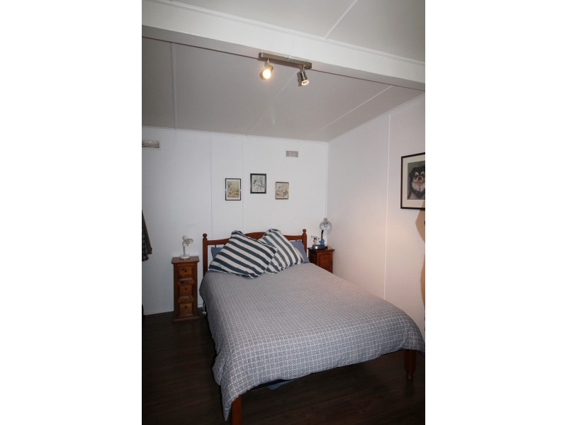 2/20 Winchester St, Foster VIC 3960