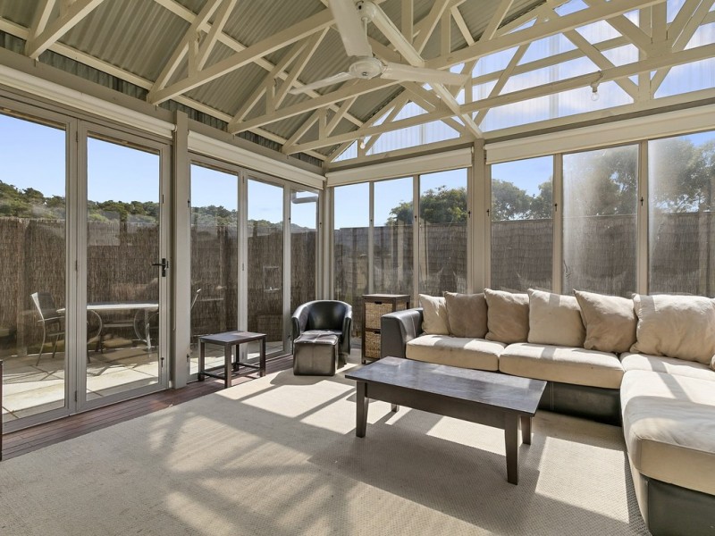 16 Oceanview Pde, Sandy Point VIC 3959