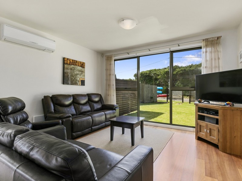 16 Oceanview Pde, Sandy Point VIC 3959