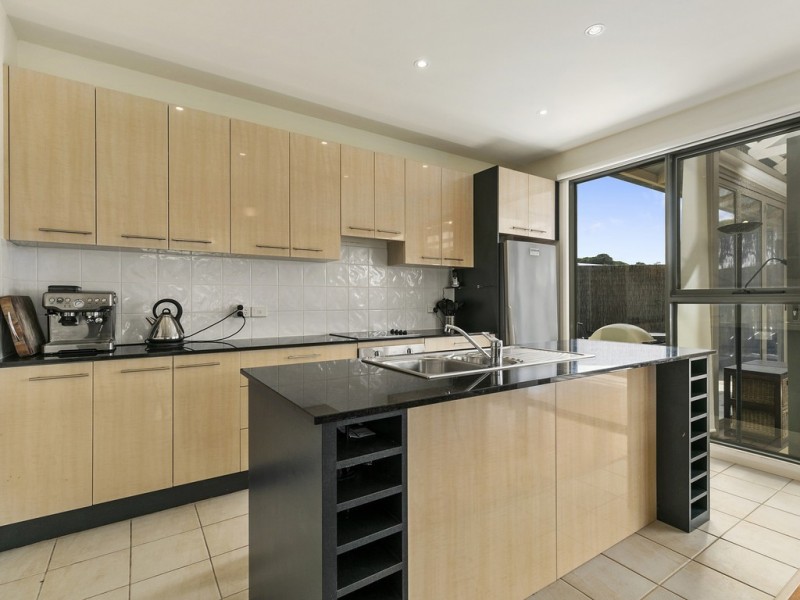 16 Oceanview Pde, Sandy Point VIC 3959