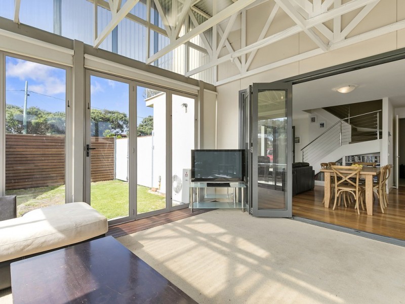 16 Oceanview Pde, Sandy Point VIC 3959
