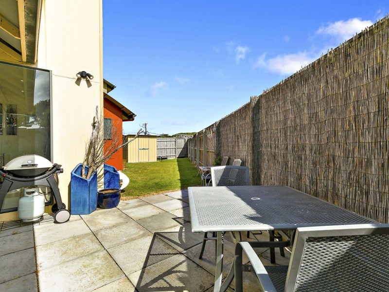 16 Oceanview Pde, Sandy Point VIC 3959