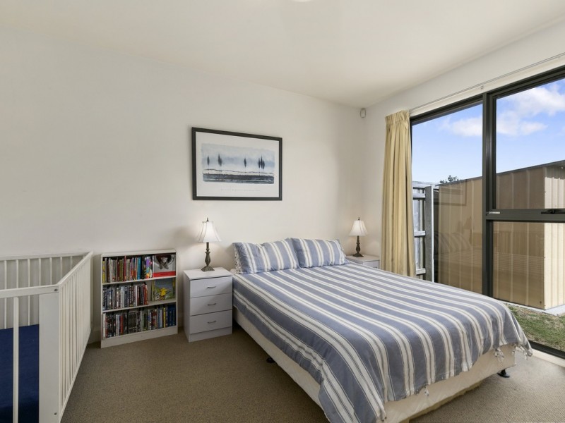 16 Oceanview Pde, Sandy Point VIC 3959