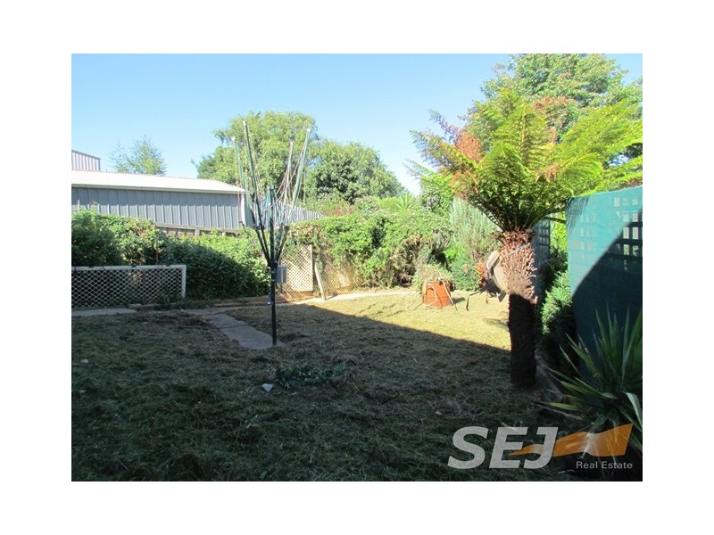 5 BURTON STREET, Warragul VIC 3820