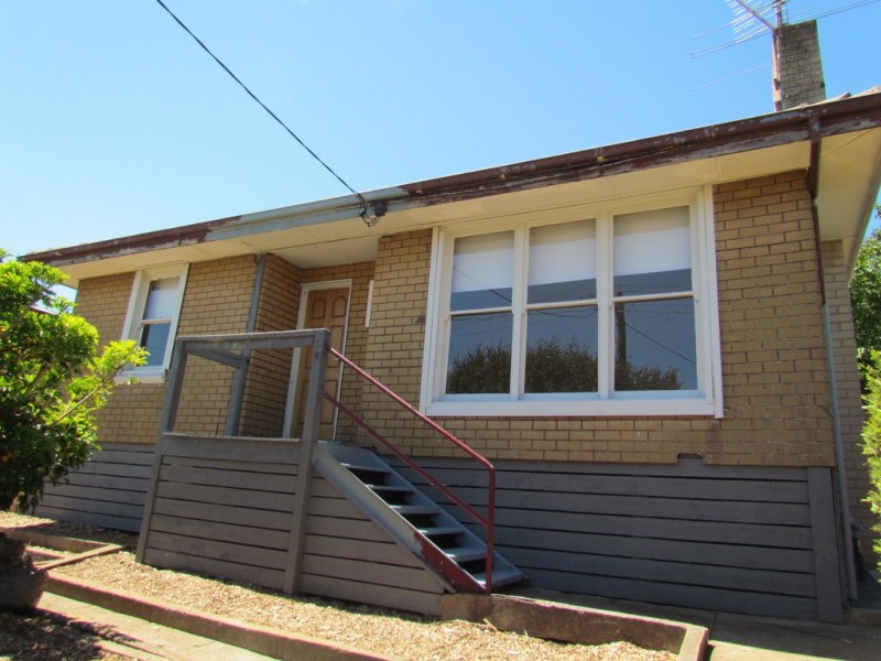 4 DUNN STREET, Warragul VIC 3820