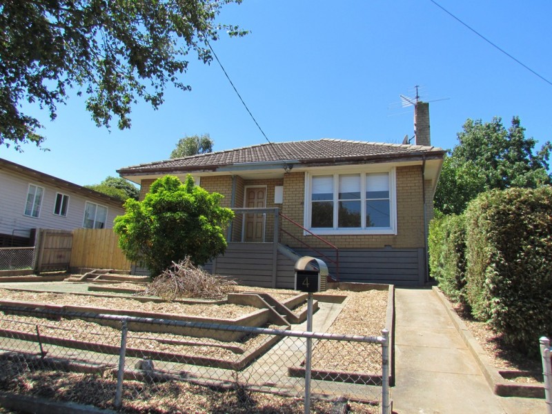 4 DUNN STREET, Warragul VIC 3820