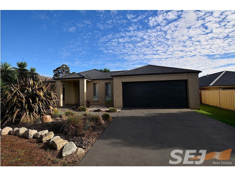 21 Parkside Close, Leongatha VIC 3953