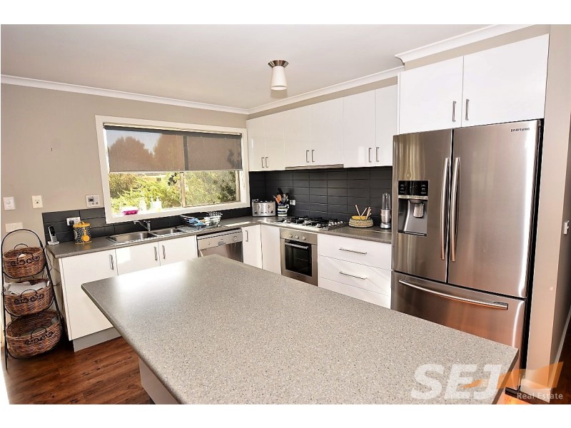 21 Parkside Close, Leongatha VIC 3953