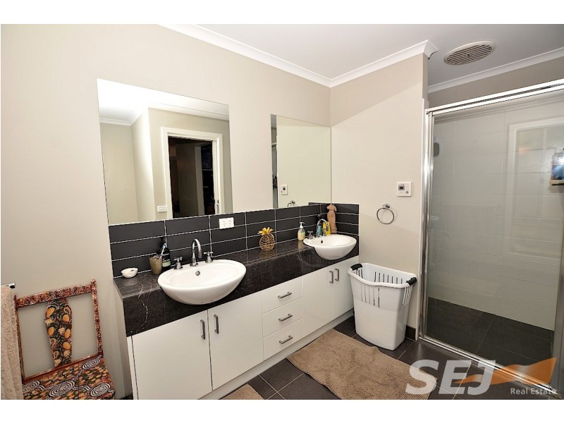 21 Parkside Close, Leongatha VIC 3953