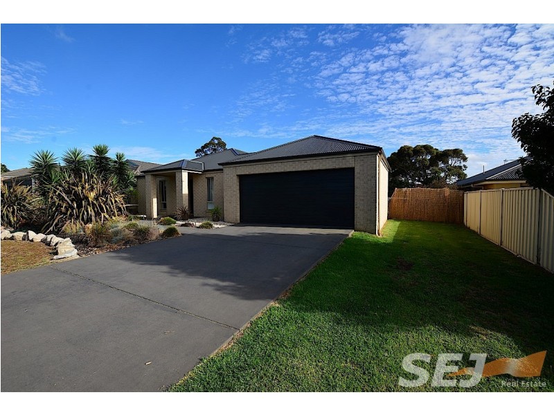 21 Parkside Close, Leongatha VIC 3953