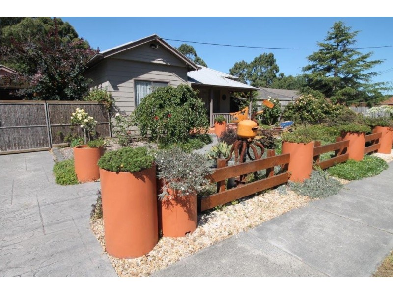 37 Pioneer Street, Foster VIC 3960