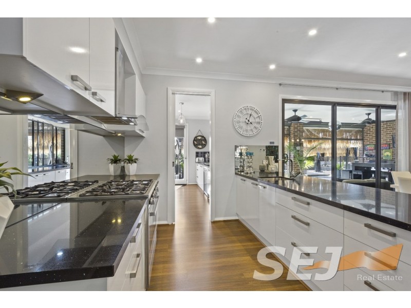 13 Golf View Court, Drouin VIC 3818