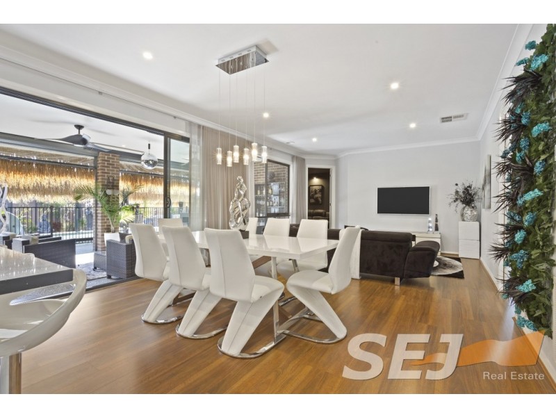 13 Golf View Court, Drouin VIC 3818