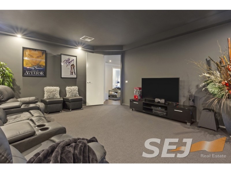 13 Golf View Court, Drouin VIC 3818