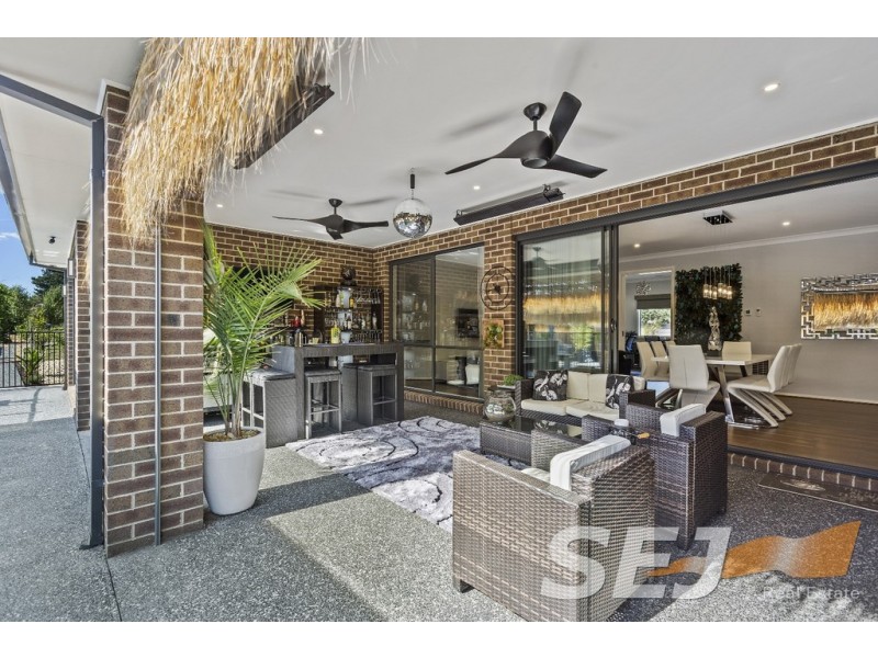 13 Golf View Court, Drouin VIC 3818