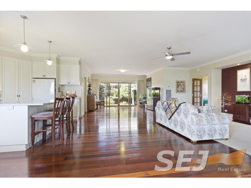 39 Norman Road, Drouin VIC 3818