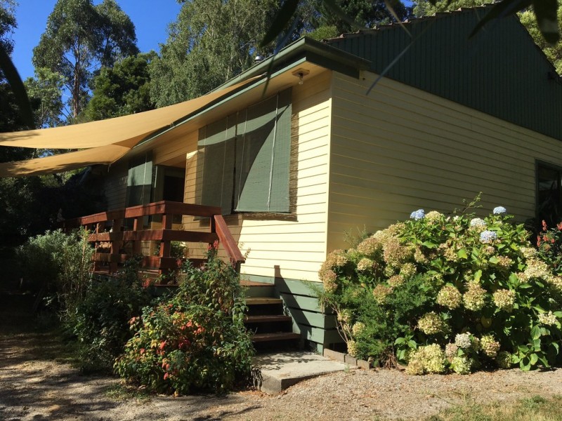 18 McGleads Rd, Foster VIC 3960