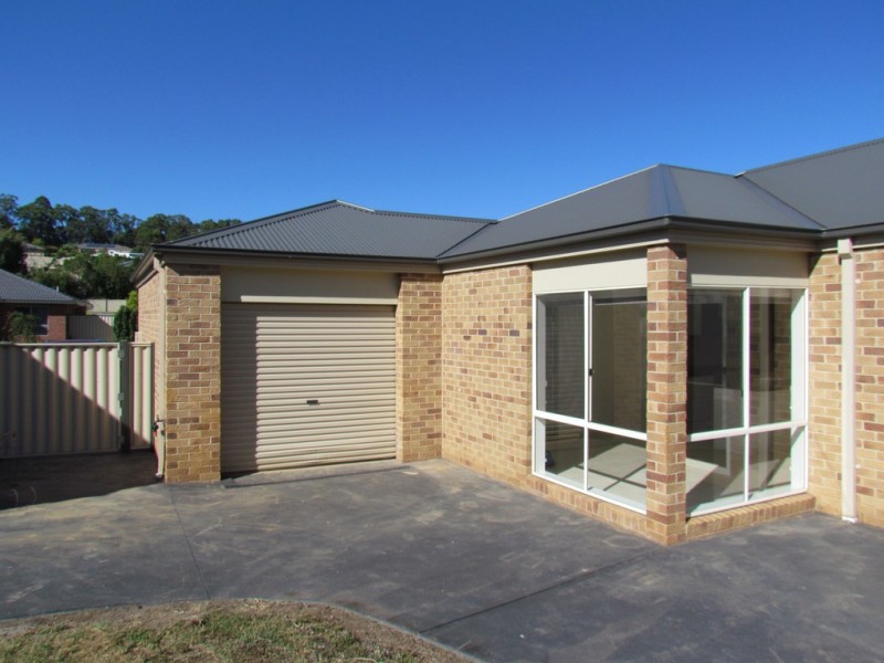 3 Valleyview Grove, Drouin VIC 3818
