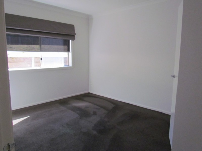 3 Valleyview Grove, Drouin VIC 3818