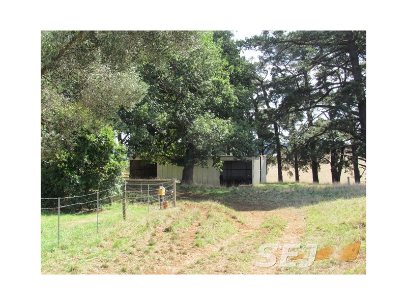 312 + 380 Rogers Road, Trafalgar South VIC 3824