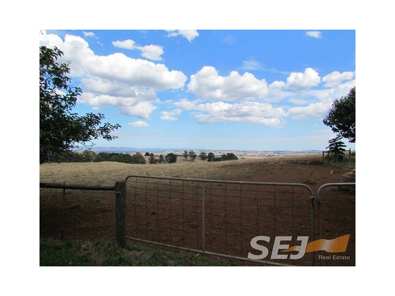 312 + 380 Rogers Road, Trafalgar South VIC 3824