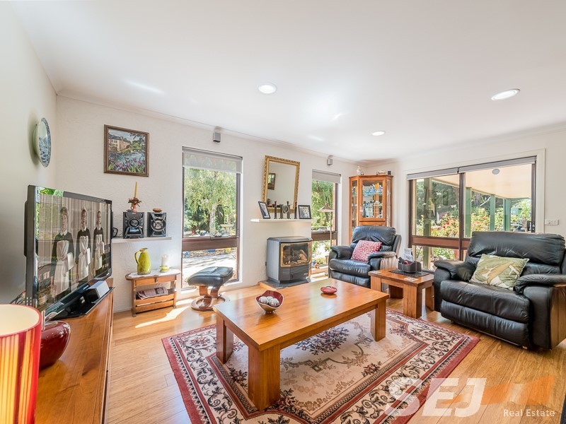 60 Greenwood Parade, Leongatha VIC 3953