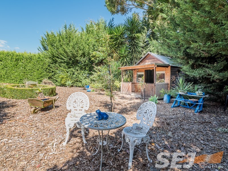 60 Greenwood Parade, Leongatha VIC 3953