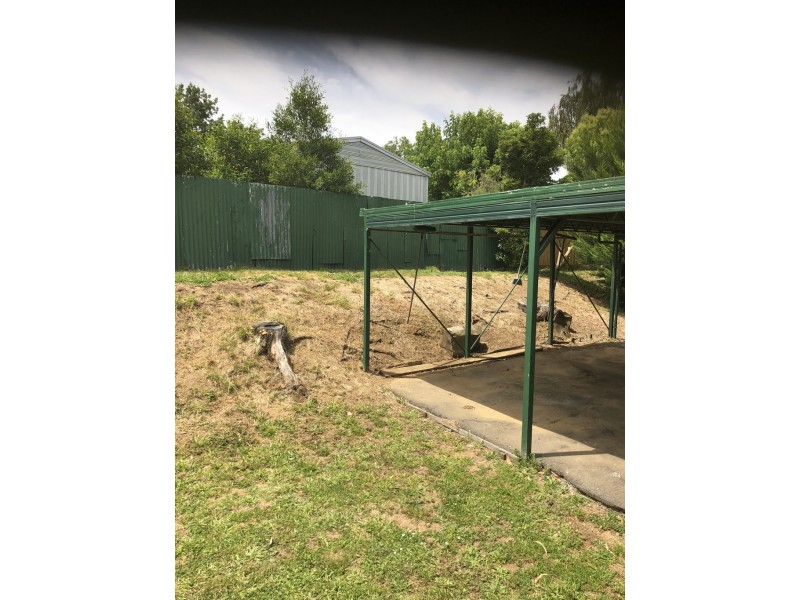 16 THOMAS COURT, Warragul VIC 3820