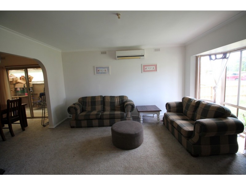 6 Saunders St, Welshpool VIC 3966