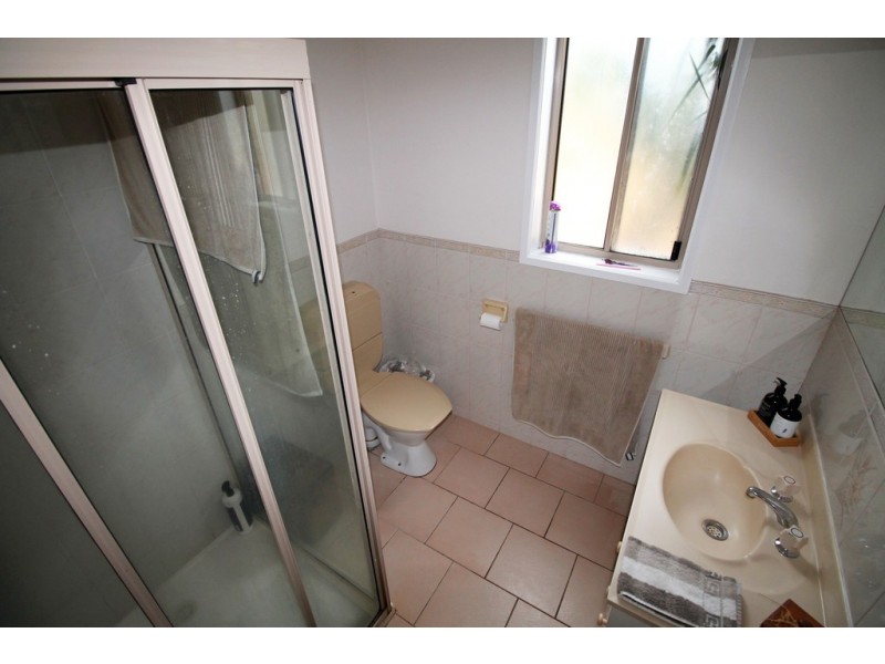 6 Saunders St, Welshpool VIC 3966