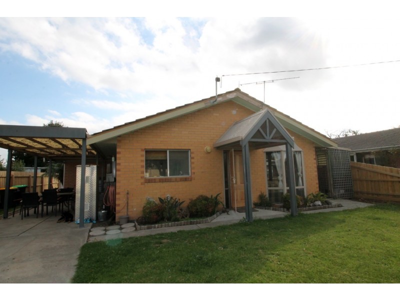 6 Saunders St, Welshpool VIC 3966